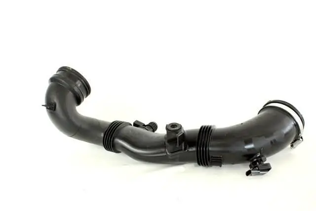 Mercedes W205 OM626 Air Intake Hose | A6260900137