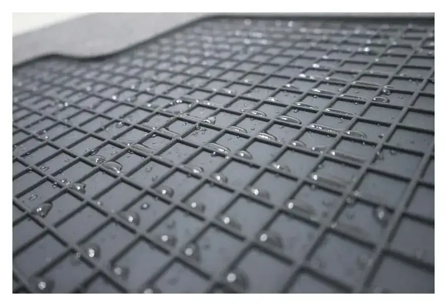 BMW E34 Black Rubber Mat - Odorless Original Cut