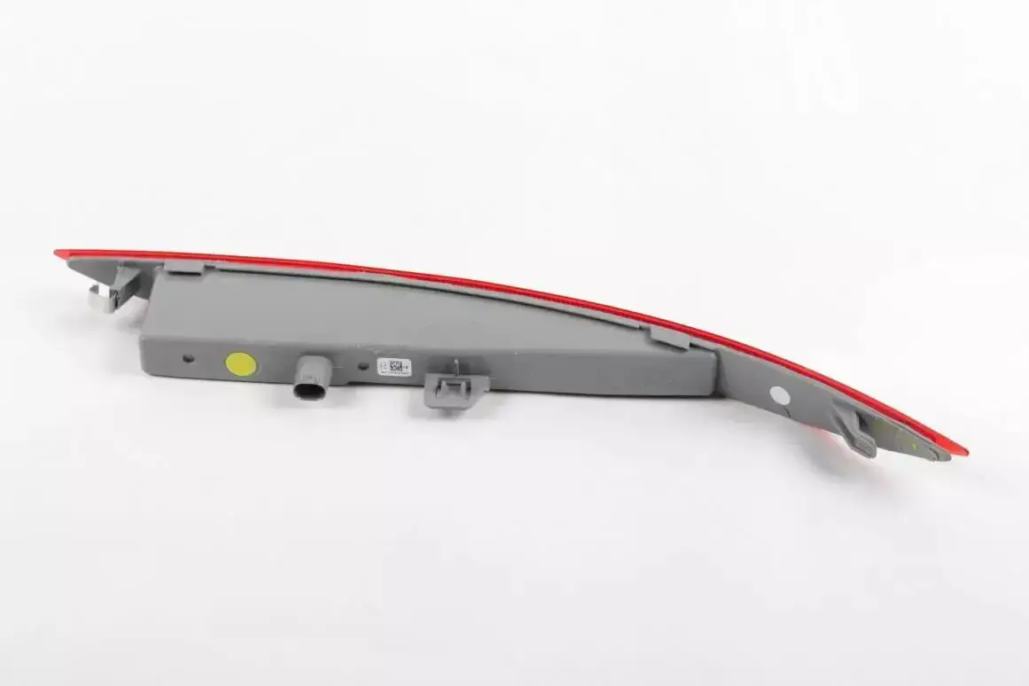 BMW X6 F16 Right Rear Bumper Reflector | GKL 340566