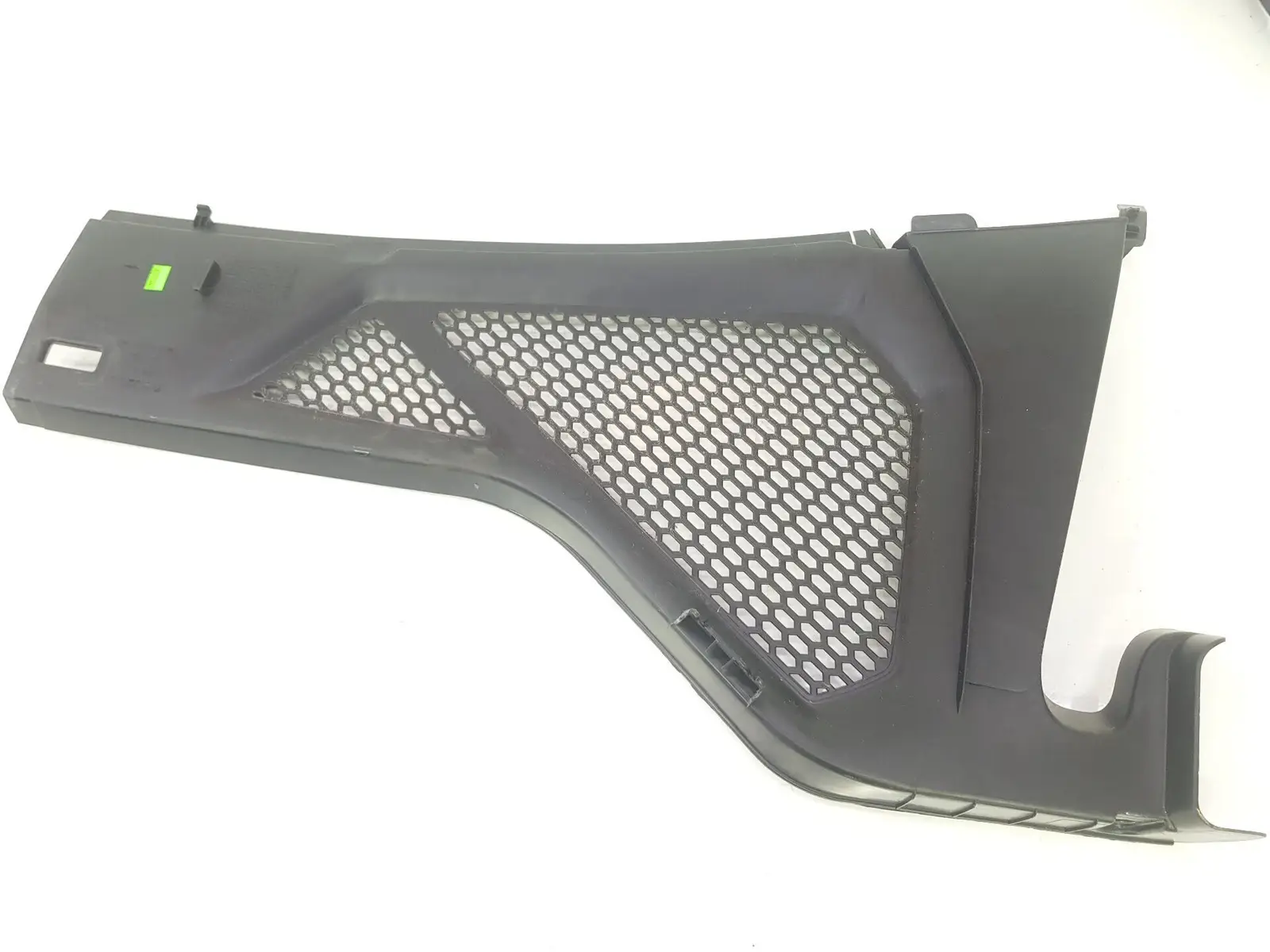 BMW X5 F15 2014-2018 Right Windshield Grille | GKL Bmw X6 Se