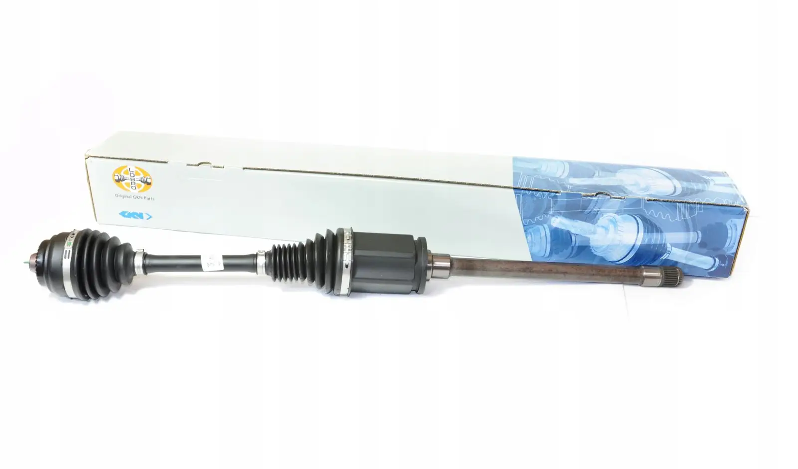 BMW 5 Series F10 xDrive Front Right Axle Shaft | GKN