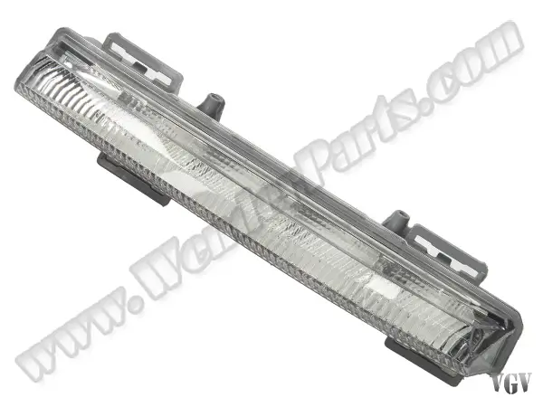 Mercedes W204 W212 Long Straight Daytime LED Lamp Left | WENDER MA2049068900 | Alman Parça Deposu