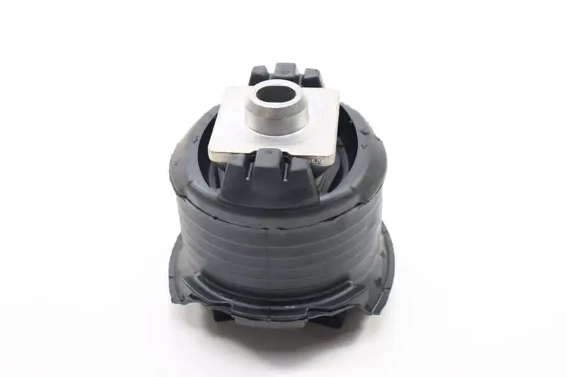 Mercedes C-Class W204 Rear Crossmember Mount | KAUTEK
