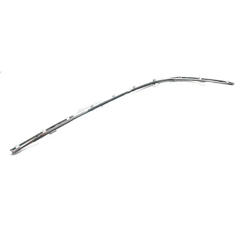 BMW 7 Series E65 Front Right Bumper Trim 2006 | ITHAL