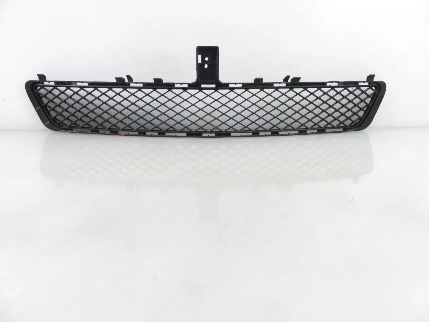 Mercedes E-Class W212 Front Bumper Grille | ITHAL