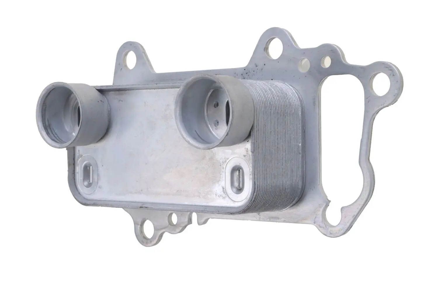 BMW 3 Serisi E92 N47 Motor Yağ Soğutucusu | HELLA 8MO 366 360-141