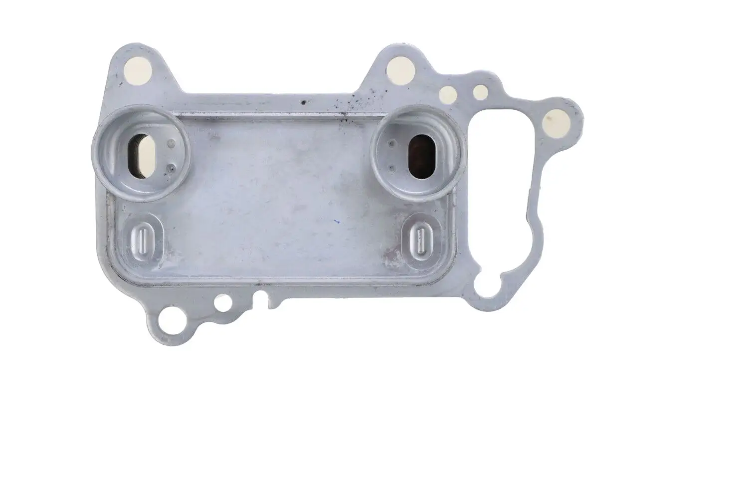 BMW 3 Serisi E92 N47 Motor Yağ Soğutucusu | HELLA 8MO 366 360-141