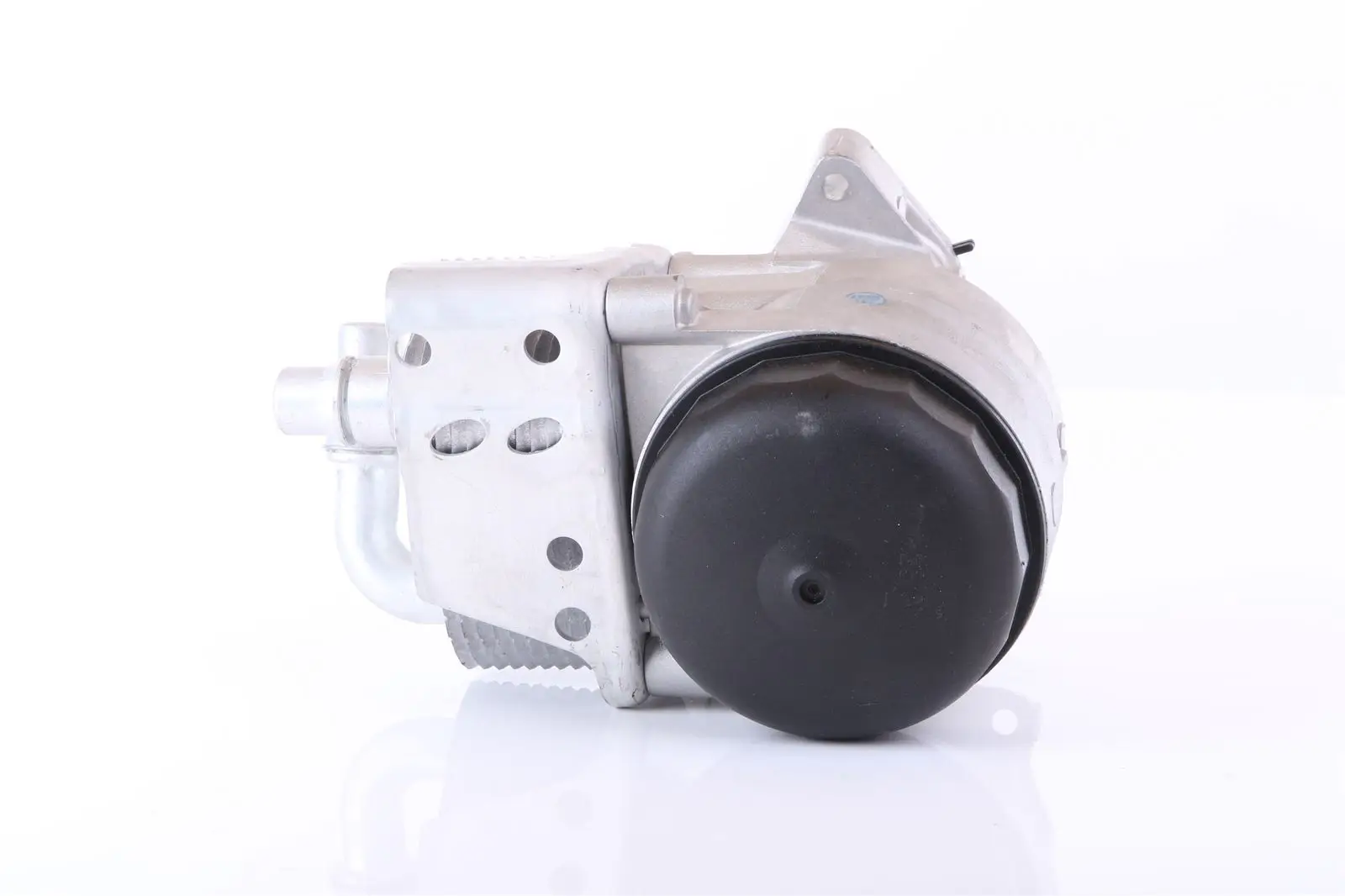 BMW 3 Serisi E90 2004-2012 N43 Yağ Soğutucusu Filtre Kütüklü | NISSENS 91323