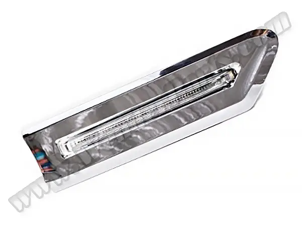 BMW 7 Serisi F01 2009-2015 Çamurluk Sinyali Sağ (Beyaz) Krom Çerçeveli 2008-12 | WENDER BA63137203372