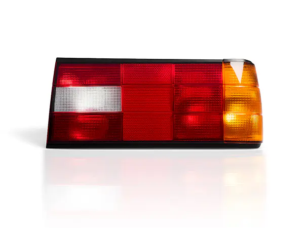 BMW 3 Serisi E30 1988-1991 Komple Stop Sağ 1988-91 | WENDER BA63211386942