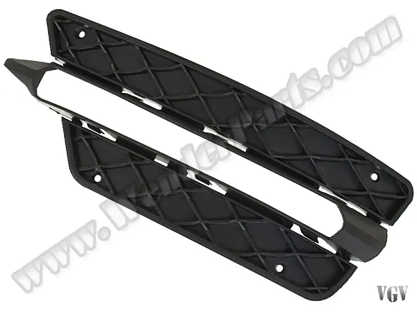 Mercedes C Series W204 2007-2013 Bumper Grille Front Left; Closed | WENDER MA2048851353