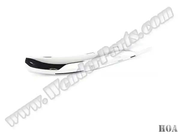 Mercedes C Serisi W204 2007-2013 Gündüz (Sis) Far Çerçevesi Sağ; Krom | WENDER MA2048852874