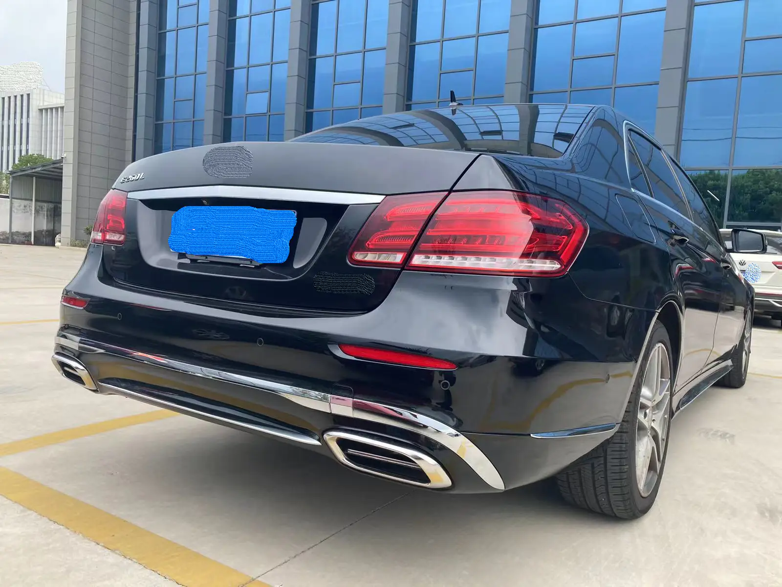 Mercedes E Serisi W212 2009-2016 Gövde Kiti Çift Egzoz Çıkışlı (Tek+Tek) Egzoz Uçlu, Panjururlu | WENDER MA2122109