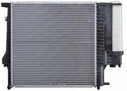 BMW 3 Serisi E36 M52 Su Radyatörü | MAHLE CR 330 000P