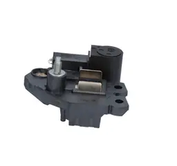 BMW 5 Serisi E60 2001-2010 Alternatör Regülatörü Tek Cıvatalı | VALEO 599102