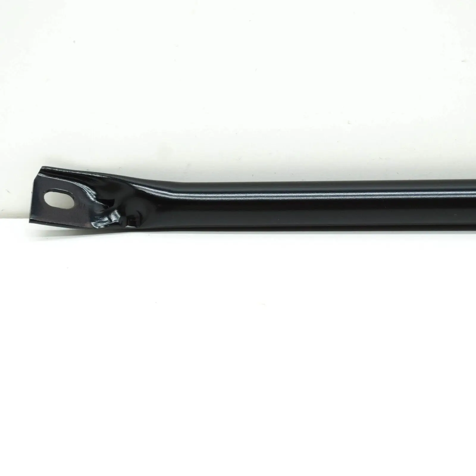 BMW F10 Front Right Panel Support Arm - GKL 340438