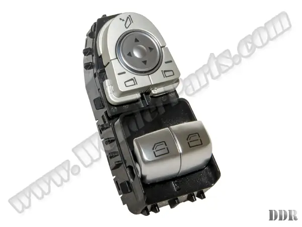 Mercedes C Series W205 Glass Button Front Left; Folding Mirror | WENDER MA2059057011