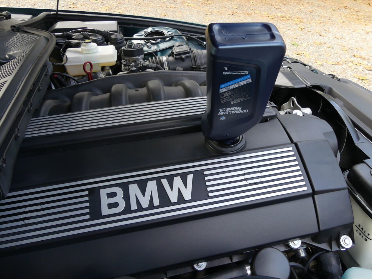 BMW E36 Yağ Filtresi Rehberi | Uyum, Bakım Aralıkları ve Seçim İpuçları