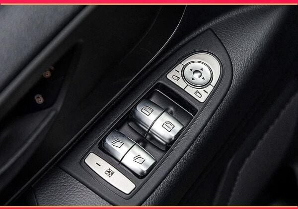 OSSCA 85330 | Mercedes Vito Serisi W447 Cam Düğmesi Ön Sol
