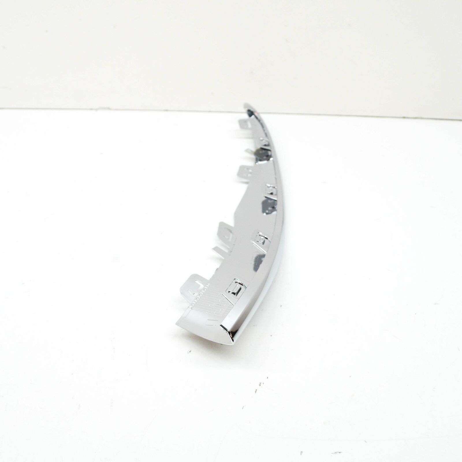 Mercedes C Serisi W205 Tampon Nikelajı Ön Sol | ITHAL A2058858602