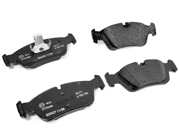 Bmw E36 Ön Fren Balatası Takımı | VALEO 670018