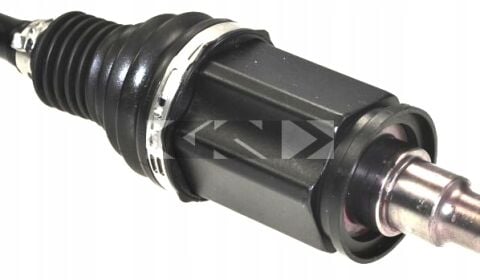 BMW 5 Serisi F10 xDrive Ön Sağ Aks Mili | GKN 305948