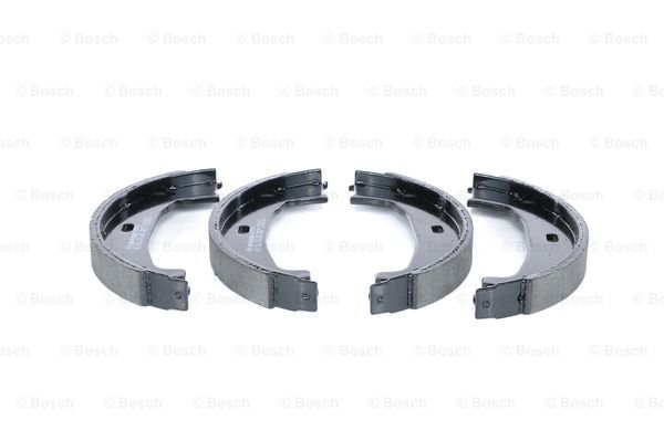 BMW E91 318i El Fren Balatası Takımı | BOSCH 0986487608