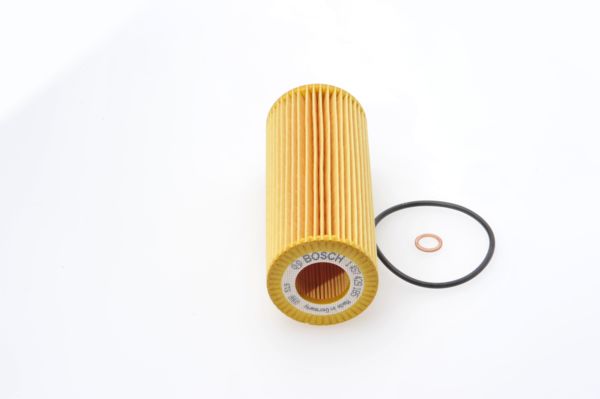 BMW 5 Series E60/61 520 d Editon Fleet M47 Oil Filter | BOSCH 1457429185