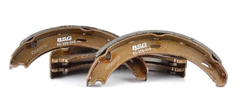 Mercedes W203 Handbrake Shoe Set | BSG 60-205-018