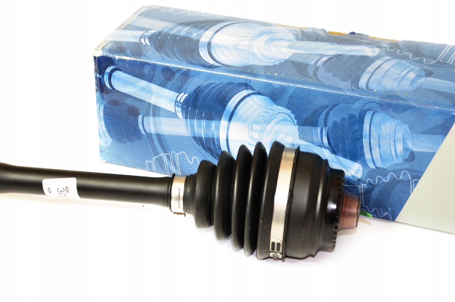 BMW 5 Series F10 xDrive Front Right Axle Shaft | GKN