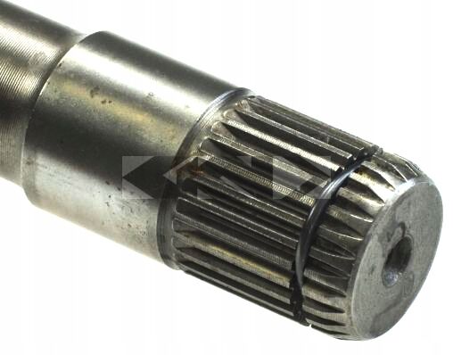 BMW 5 Series F10 xDrive Front Right Axle Shaft | GKN