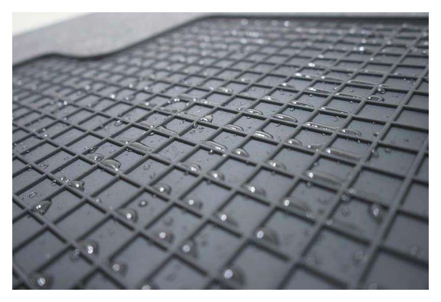 Mercedes E-Class W210 Black Rubber Floor Mat