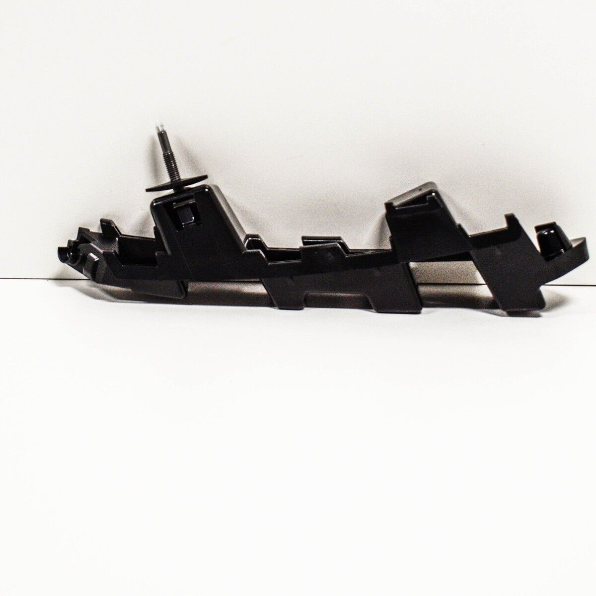 Mercedes C-Class W205 Rear Left Bumper Bracket | ITHAL