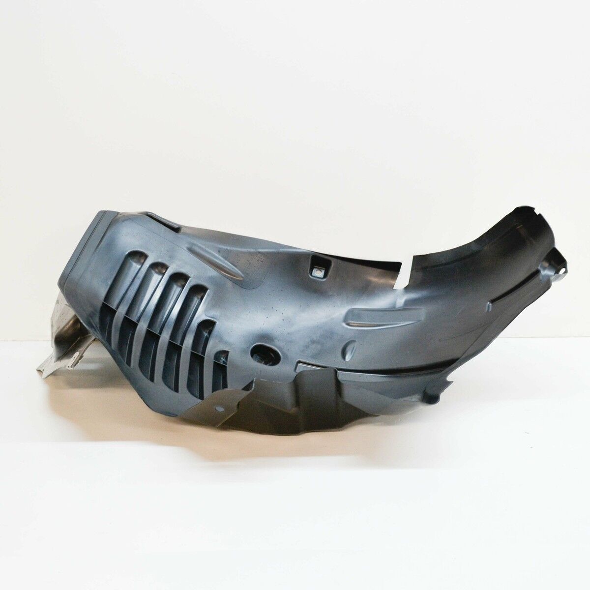 Mercedes E-Class W212 Front Left Wheel Arch Liner | ITHAL