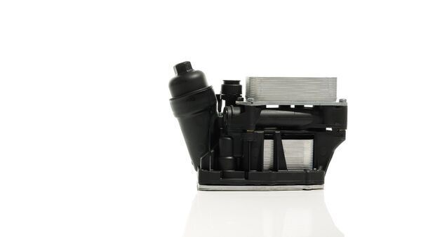 BMW 3 Serisi E90 N47 Motor Yağ Soğutucusu | MAHLE CLC 468 000S