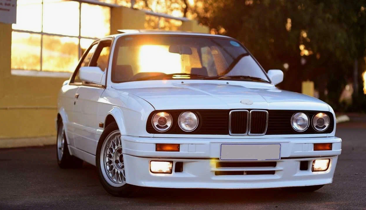 BMW 3 Series E30 1988-1991 M2-Style Front Bumper | WENDER