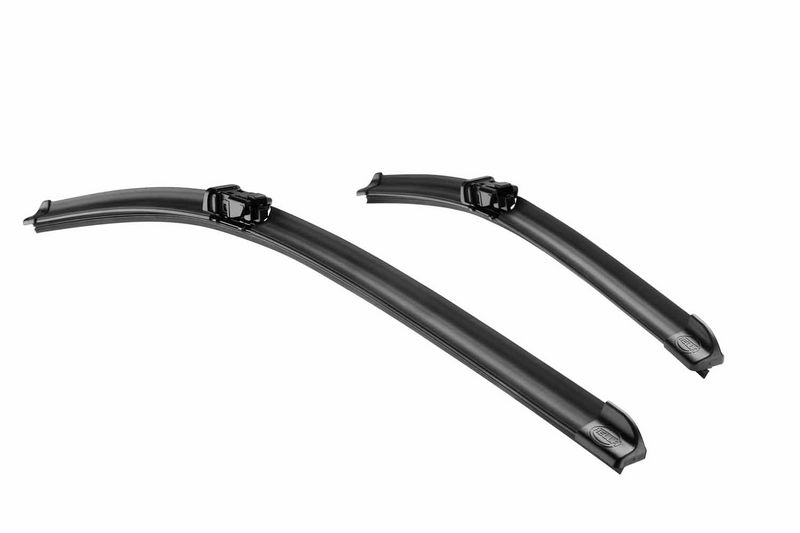 BMW 5 Serisi G30 Silecek Süpürgesi Ön | HELLA 9XW 358 053-571