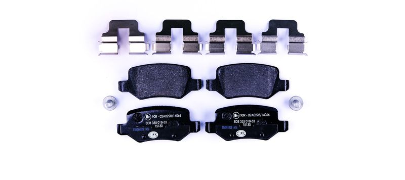 Mercedes A Serisi W168 Fren Balatası Arka | HELLA 8DB 355 018-531