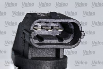 Mercedes C Serisi W203 M111 Eksantrik Mili Sensörü | VALEO 366141