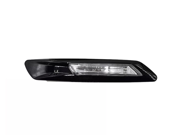 BMW 5 Serisi F10 2009-2016 Çamurluk Sinyali Sol (Beyaz) Siyah Çerçeveli 2010-13 | WENDER BA63137154169