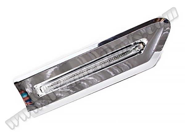 BMW 7 Serisi F01 2009-2015 Çamurluk Sinyali Sağ (Beyaz) Krom Çerçeveli 2008-12 | WENDER BA63137203372
