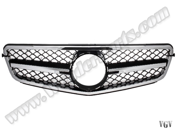 Mercedes C Serisi W204 2007-2013 Panjur Krom/Siyah Krom Çerçeve -AMG C63 | WENDER MA2043112
