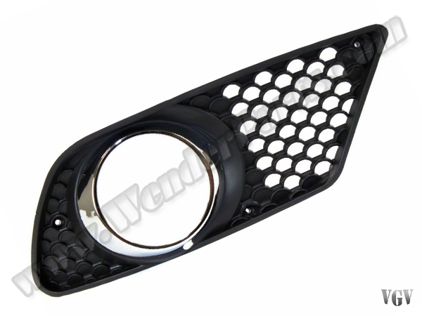 Mercedes C Serisi W204 2007-2013 Tampon Izgarası Ön Sağ; Açık | WENDER MA2048850353