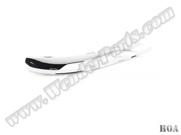 Mercedes C Serisi W204 2007-2013 Gündüz (Sis) Far Çerçevesi Sağ; Krom | WENDER MA2048852874