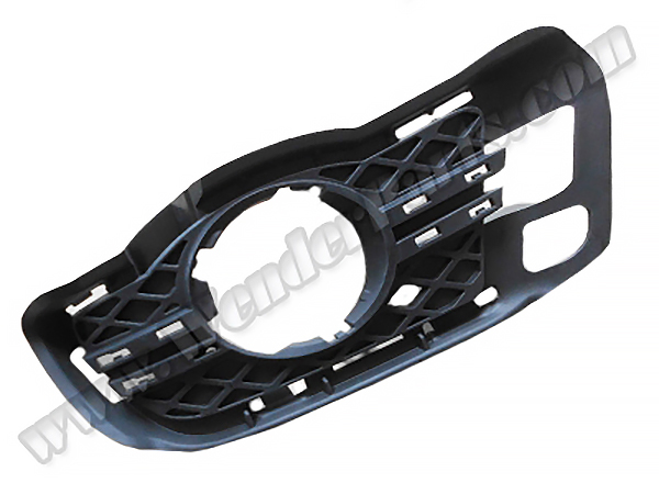 Mercedes C Serisi W204 2007-2013 Tampon Izgarası Ön Sol; Kısmen Açık | WENDER MN2048852223